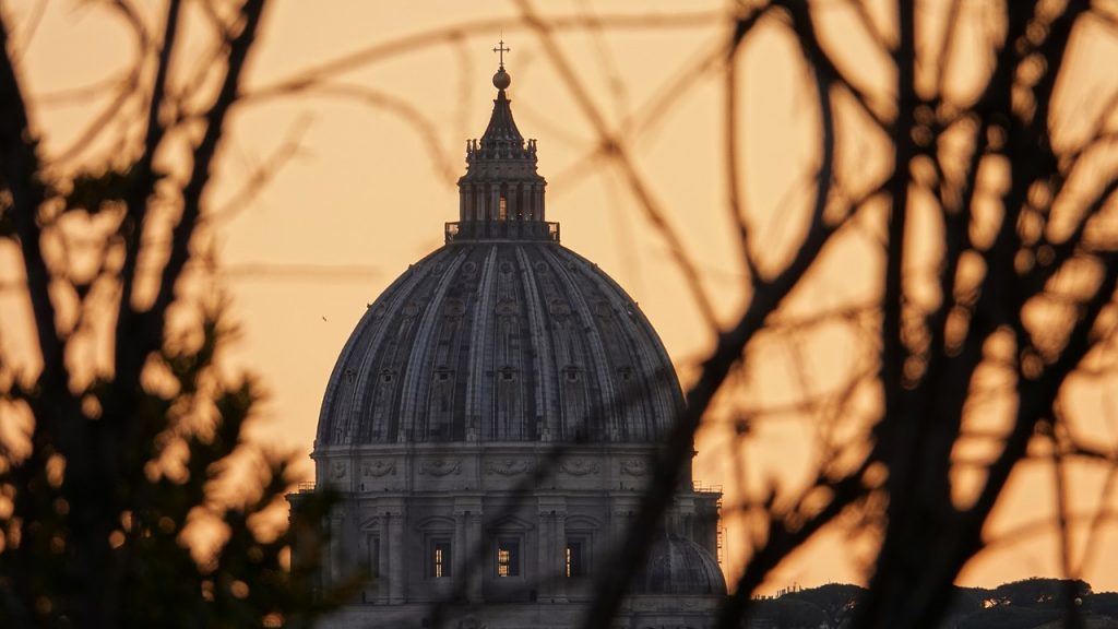 Cupola di San Pietro a Roma, come salirci?
