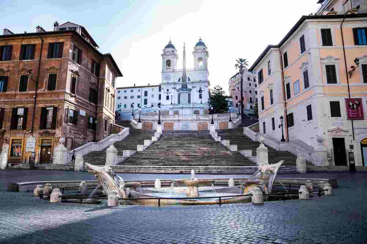 Piazza di Spagna e i suoi segreti